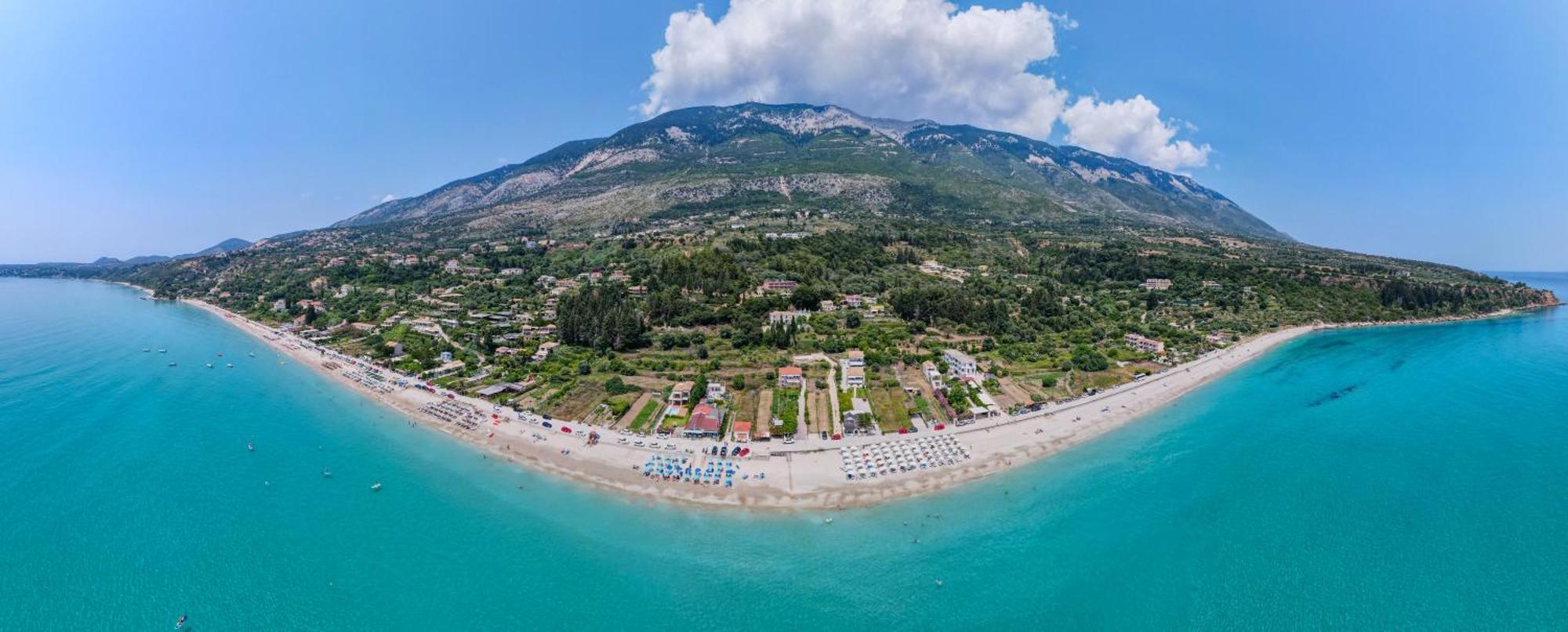Diona Studios Lourdata  Buitenkant foto